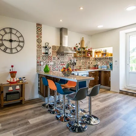 Tatil Evi Le Couderc - Belle Maison Familiale Aux Portes De L'aubrac